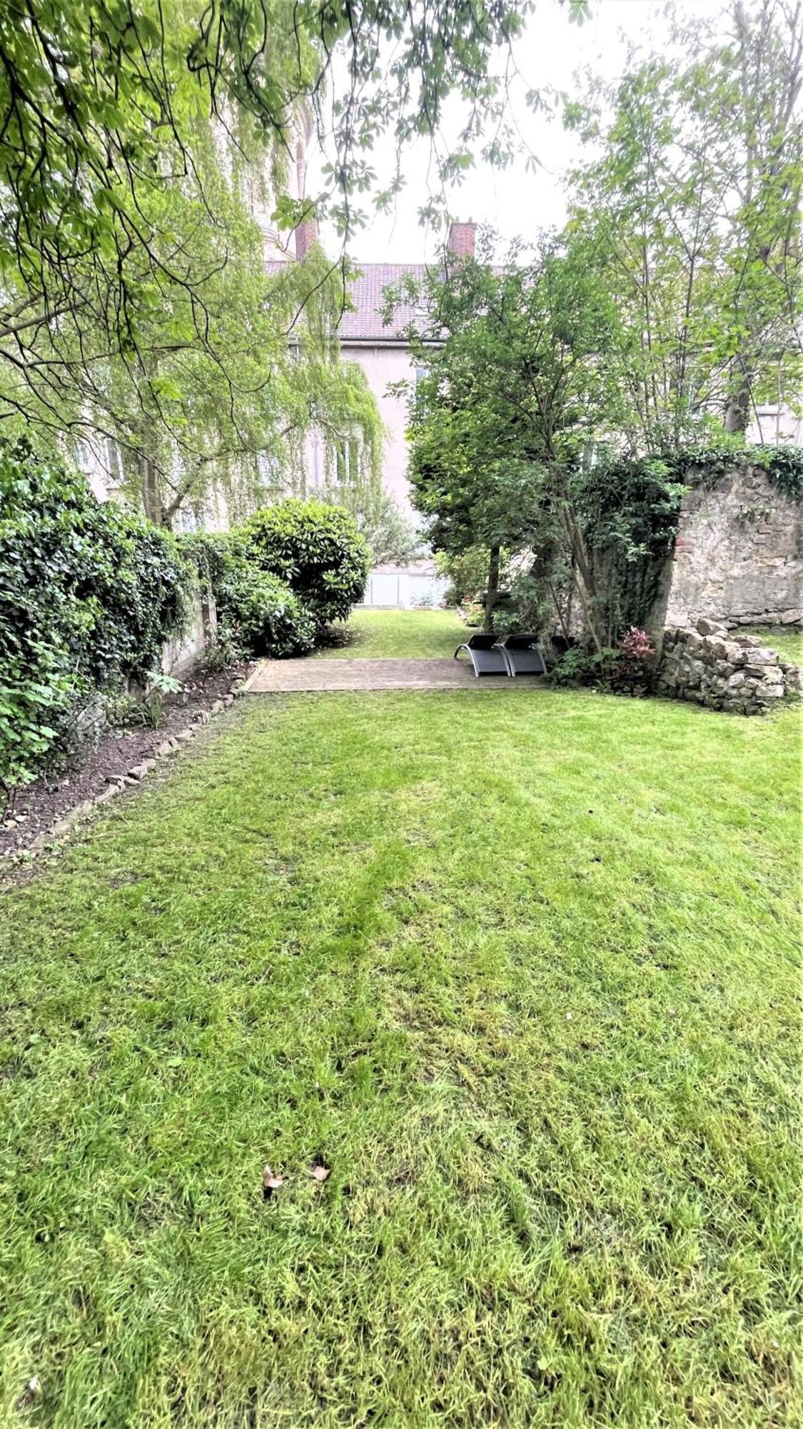 Apartament Au Jardin De La Basilique Boulogne-sur-Mer Zewnętrze zdjęcie